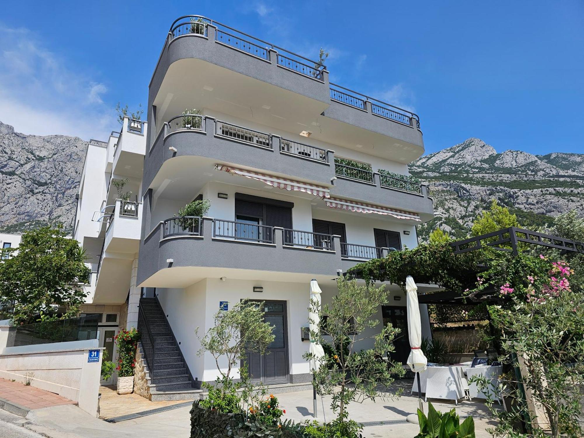 La Storia Apartments Makarska Exterior foto